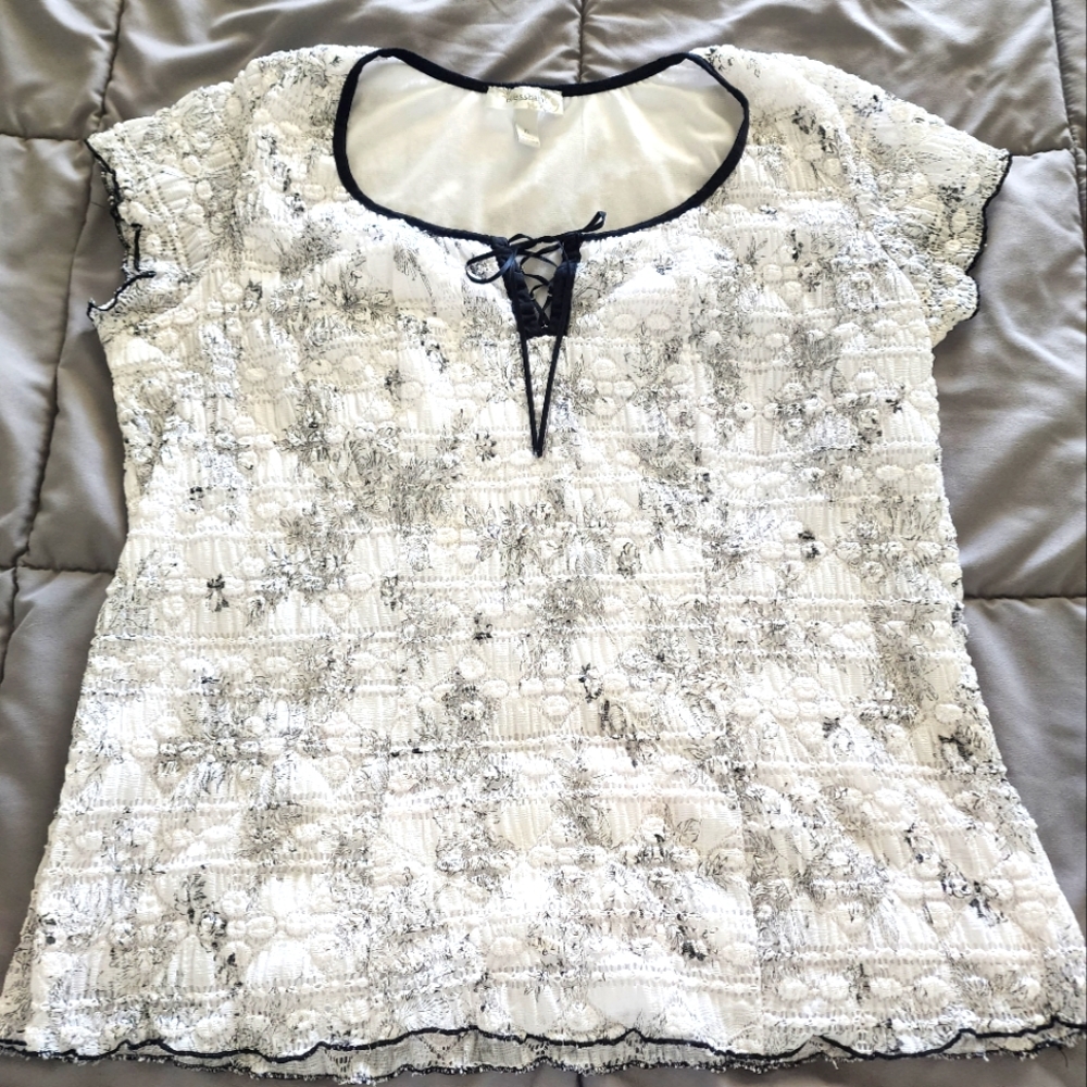 Dressbarn women's dress shirt